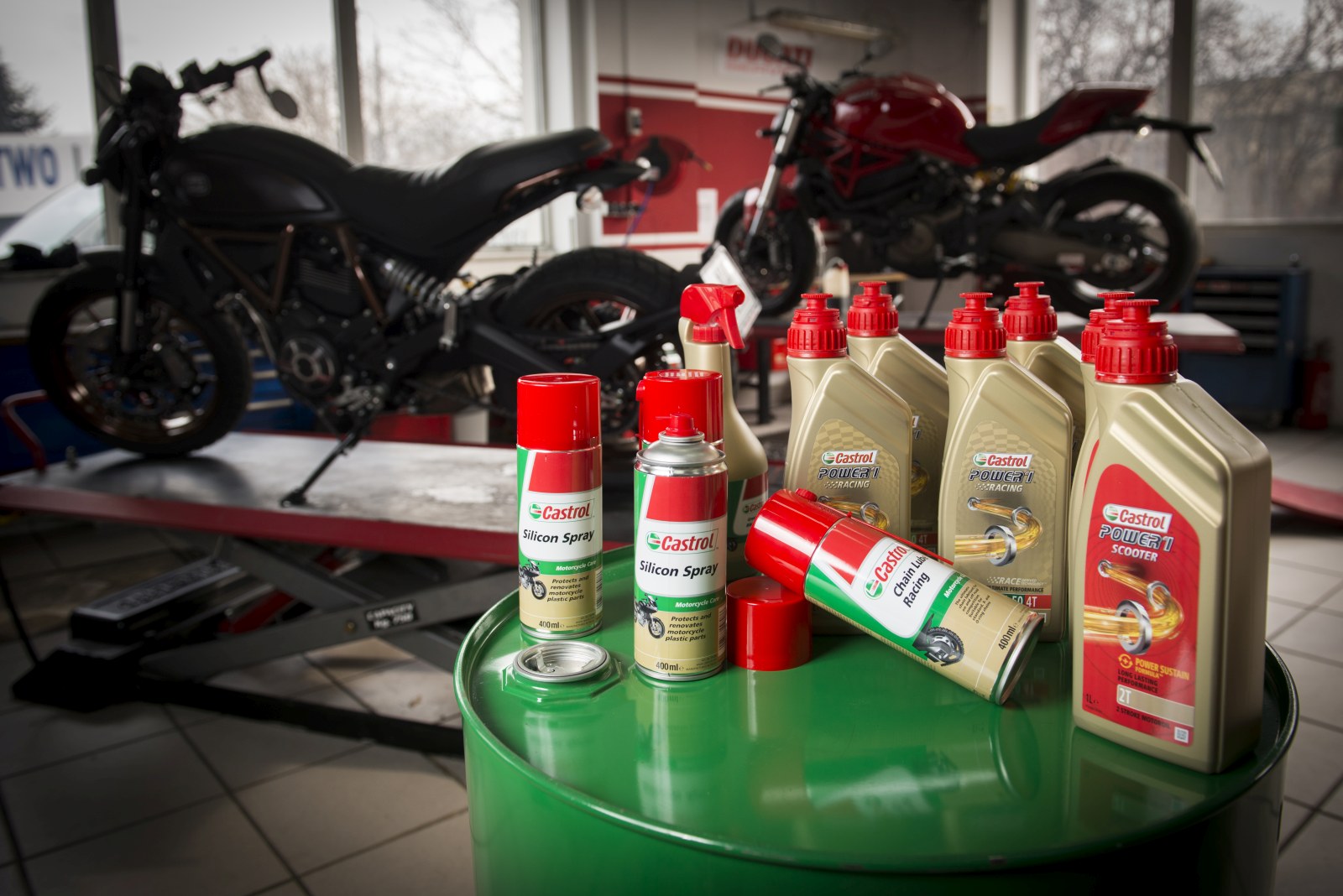 Jaki jest najlepszy olej motocyklowy? Akcesoria